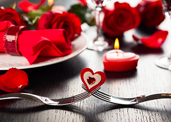place setting for Valentine's day place setting for Valentine's day