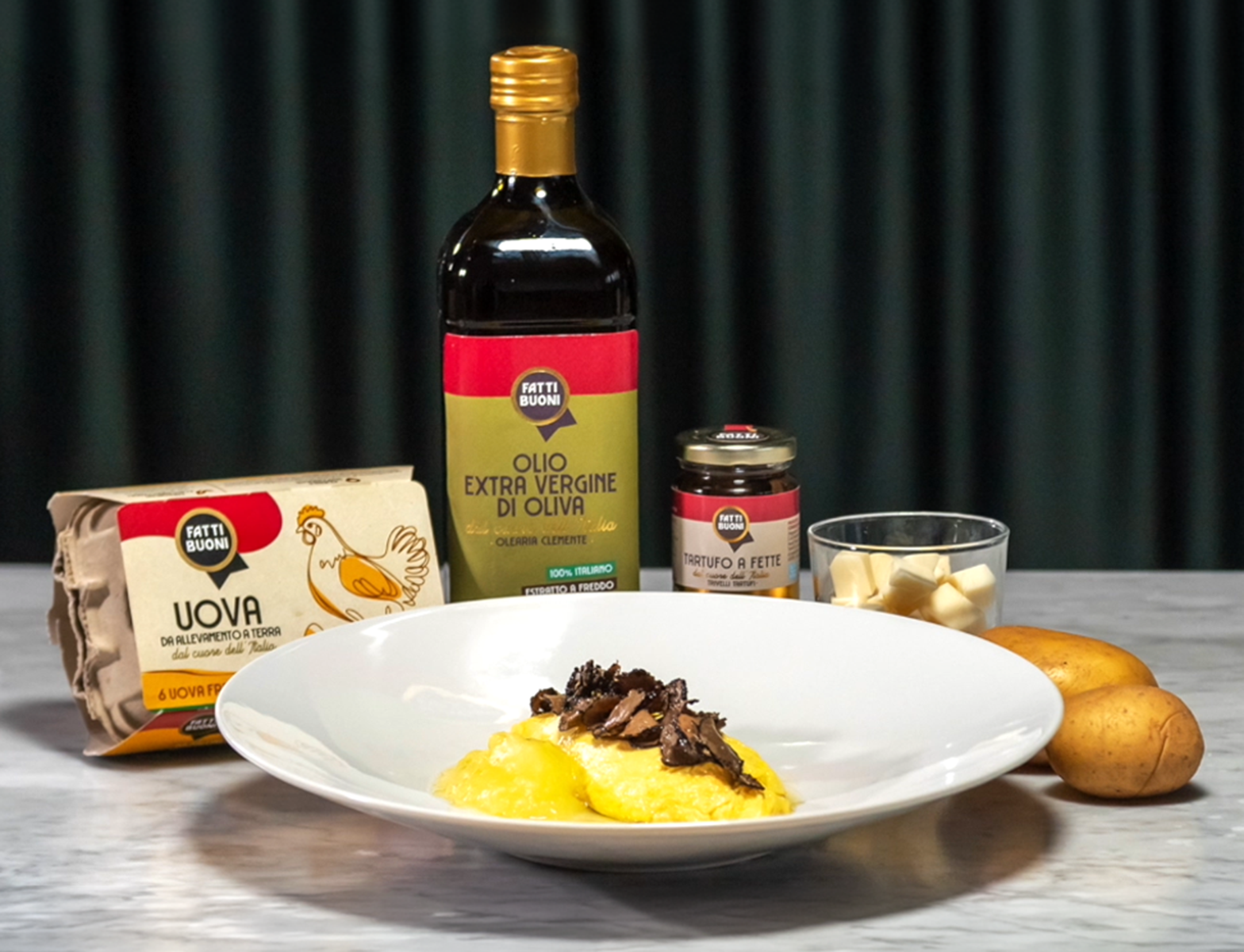 Omelette morbida alla caciotta, crema di patate e tartufo
