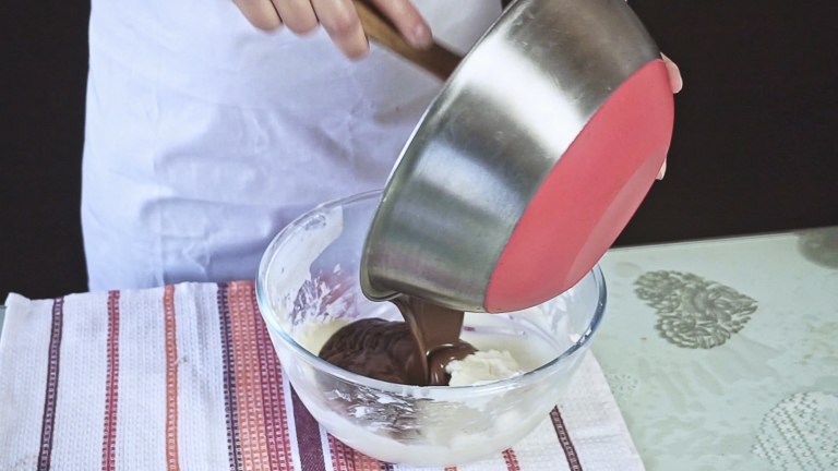 aggiungere-il-cioccolato aggiungere-il-cioccolato