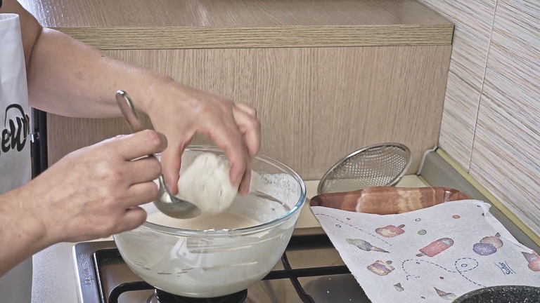 immergere-il-gelato-nella-pastella