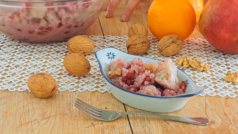 insalata-di-cavolfiore-melagrana-e-noci insalata-di-cavolfiore-melagrana-e-noci