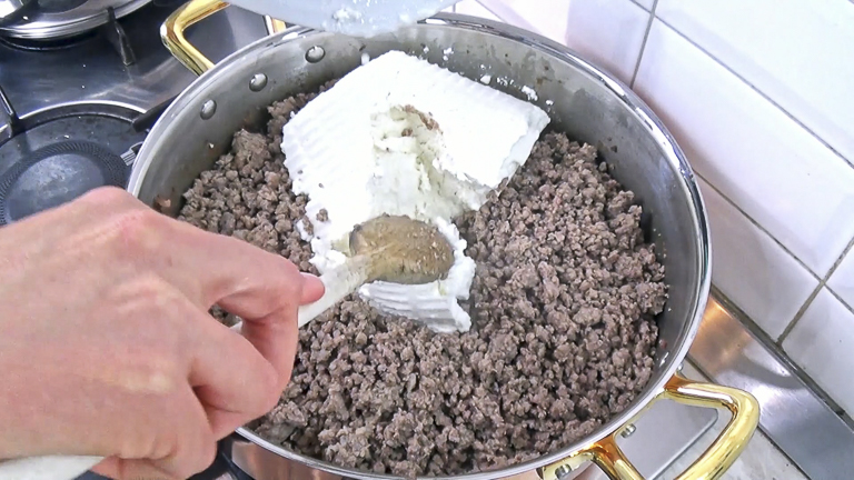 aggiungere-la-ricotta-al-macinato aggiungere-la-ricotta-al-macinato