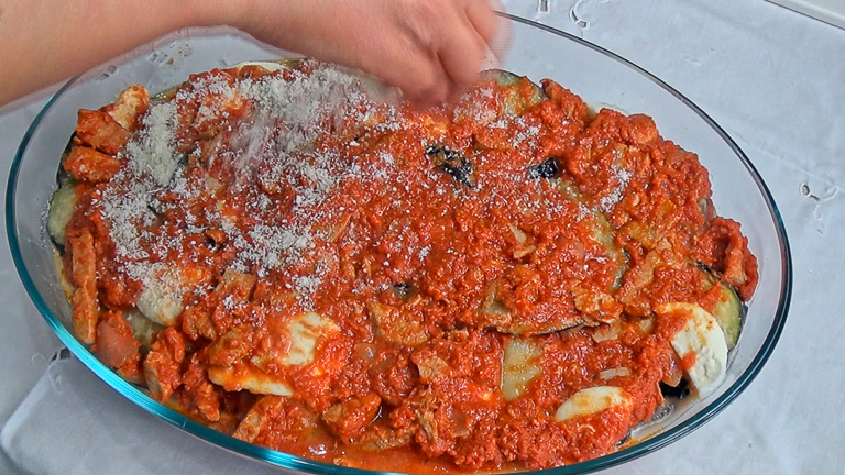 aggiungere-il-parmigiano aggiungere-il-parmigiano
