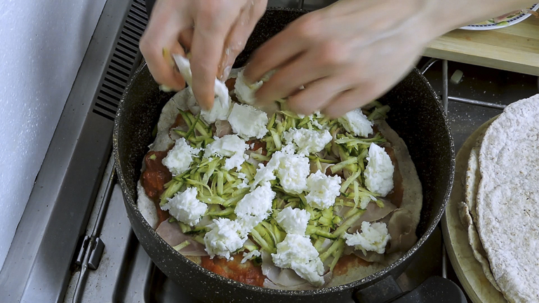 aggiungere-la-mozzarella