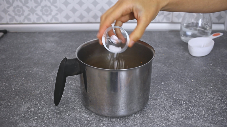 aggiungere-acqua-e-sale