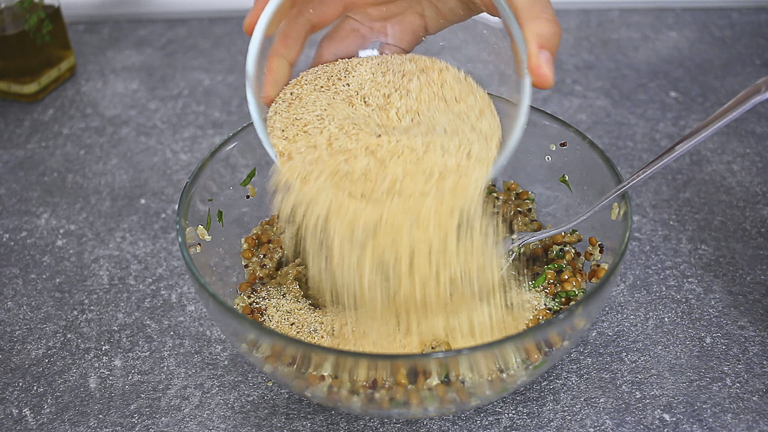 aggiungere-pane-grattugiato