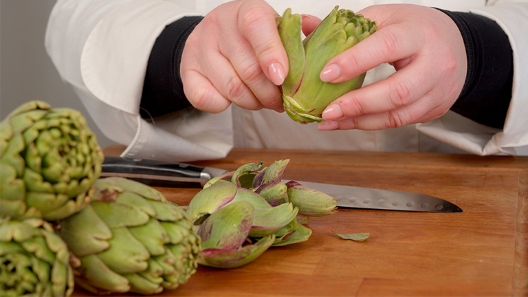 pulire-i-carciofi pulire-i-carciofi