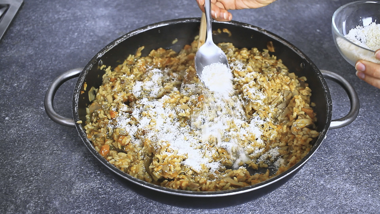 aggiungere-il-parmigiano aggiungere-il-parmigiano
