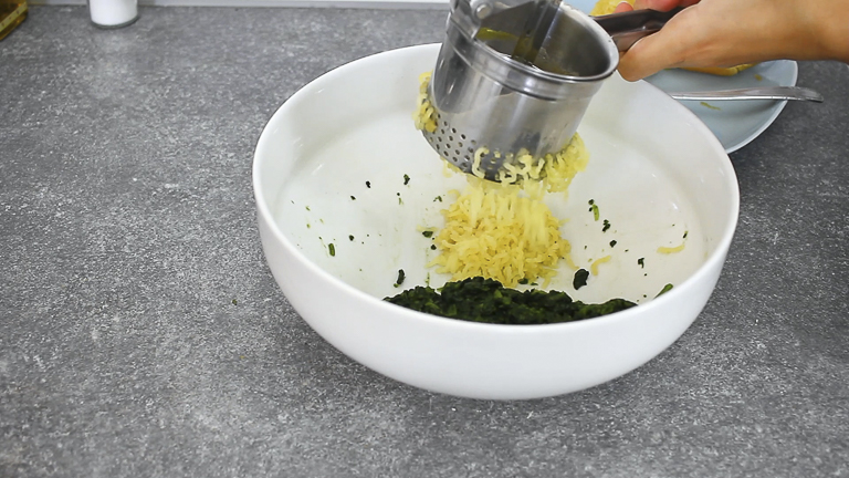 schiacciare-le-patate schiacciare-le-patate