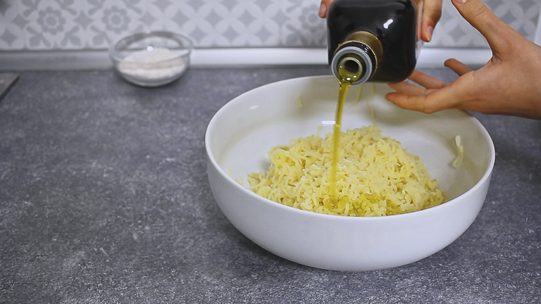 aggiungere-olio aggiungere-olio